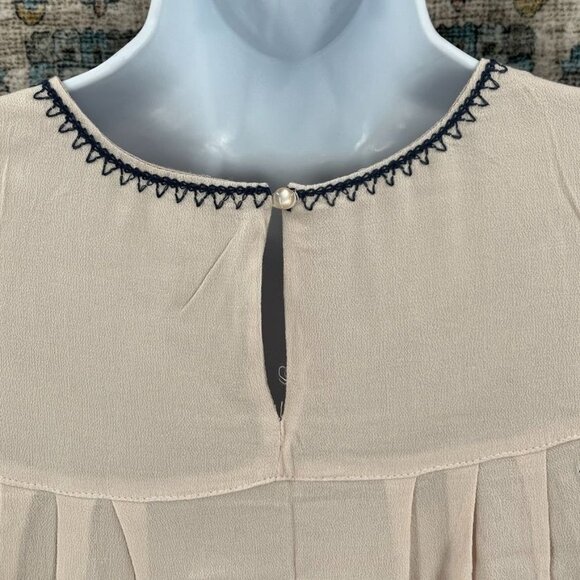 En Creme Rayon Mini Dress Size S  Cream Embroidered Upper Body Knee Length - Picture 6 of 13